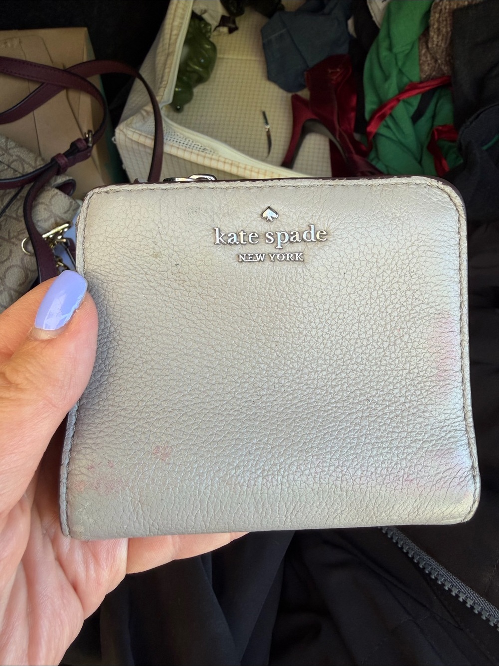 kate spade light gray leather zip wallet